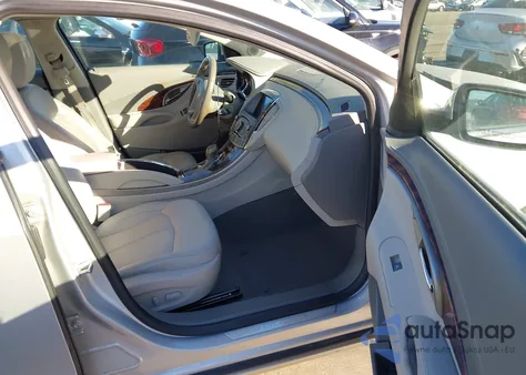 2013 Buick Lacrosse Leather Group z USA, uszkodzony, nr VIN 1G4GC5E31DF280340